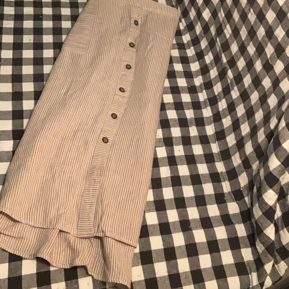 Maurice’s mid length Skirt